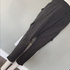 Lululemon size 10 Carry and Go Cargo Joggers